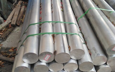精选2021-T3铝板，工业级材料，轻质高强度，值得信赖